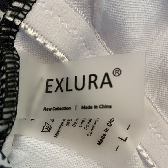 EXLURA one piece Swimsuit leopard print Crisscross back lined removable pad - Picture 6 of 7